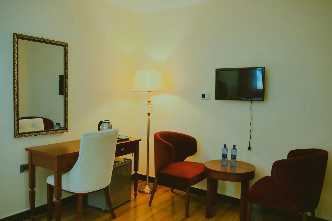 Moonlight Hotel 아디스아바바